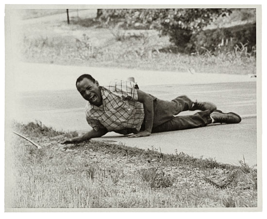 (CIVIL RIGHTS.) MEREDITH, JAMES. The Shooting of James Meredith.